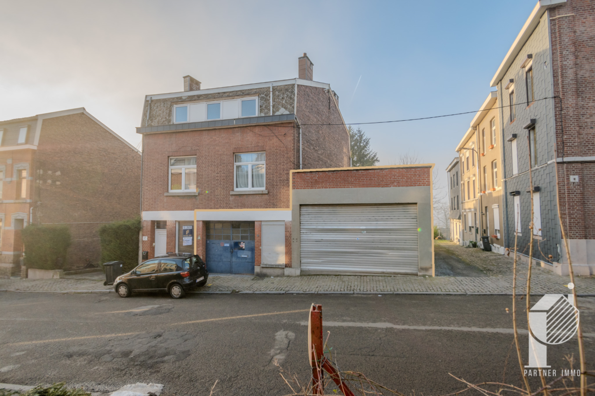 Commerce à louer à Verviers 4800 700.00€  chambres 242.79m² - annonce 699567