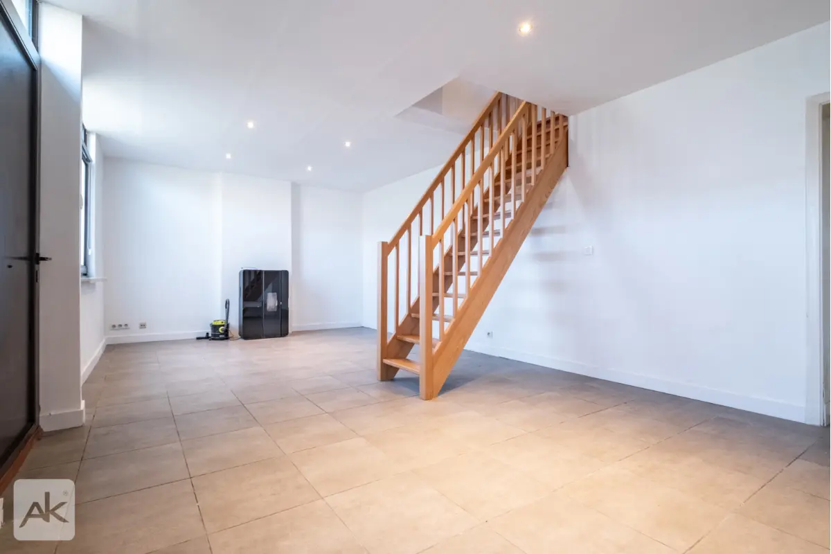 Maison à  à Bassenge 4690 950.00€ 2 chambres 120.00m² - annonce 703487