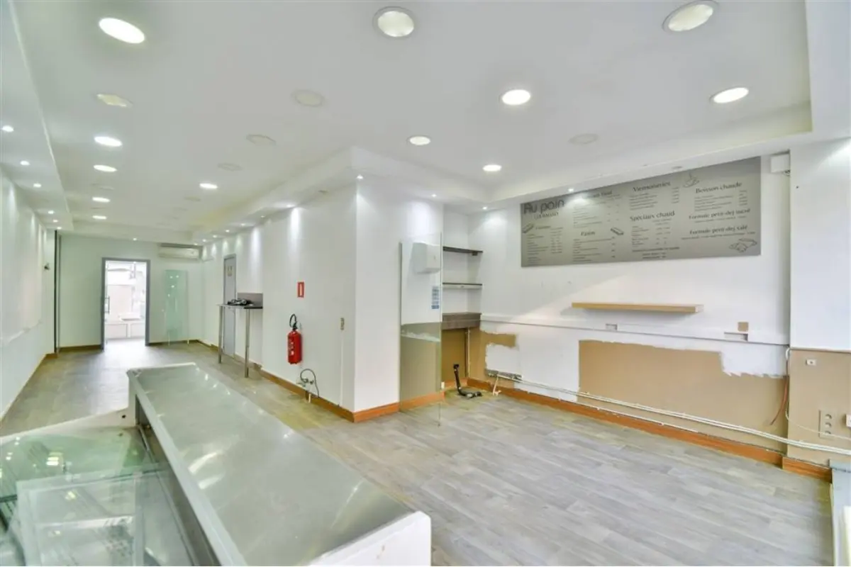 Commerce à louer à Huy 4500 950.00€  chambres 50.00m² - annonce 703892