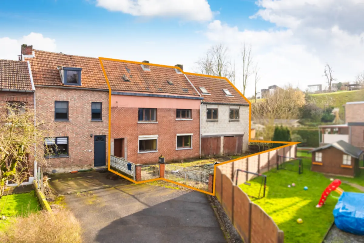 Immeuble de rapport - Immeuble à appartement à vendre à Saint-Remy 4672 145000.00€ 4 chambres 196.00m² - annonce 705000
