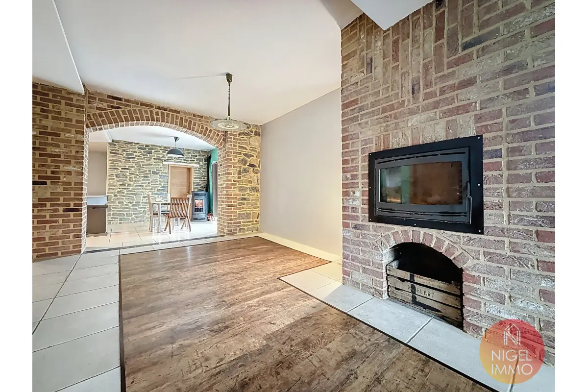 Maison à vendre à Bassenge 4690 329000.00€ 4 chambres 216.00m² - annonce 711259