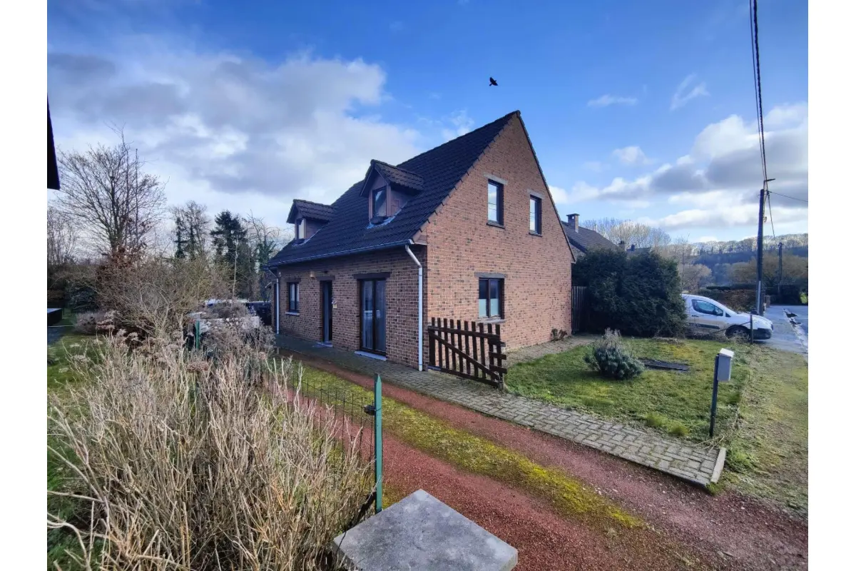 Maison à vendre à Roclenge-sur-Geer 4690 300000.00€ 3 chambres m² - annonce 711751