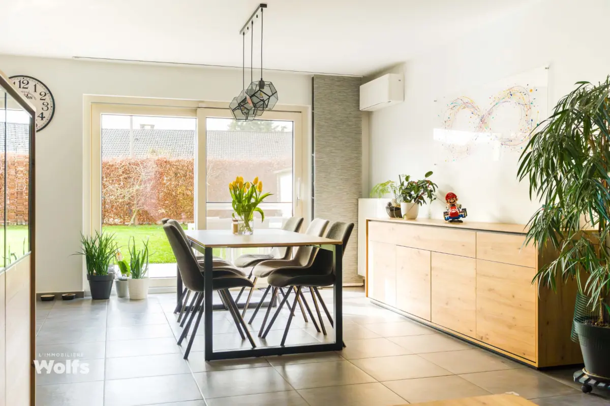 Villa à  à Lixhe 4600 375000.00€ 3 chambres 159.00m² - annonce 711720