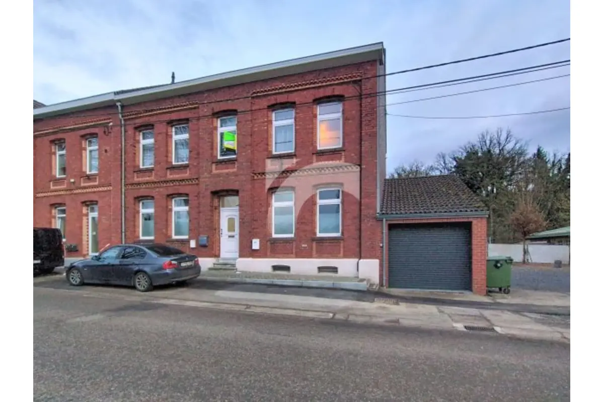 Immeuble mixte à vendre à Hergenrath 4728 395000.00€ 5 chambres 250.00m² - annonce 714918