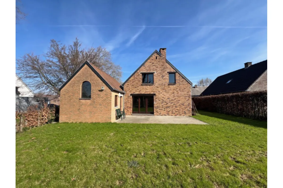 Maison à louer à Visé 4600 1550.00€ 3 chambres 219.00m² - annonce 717129