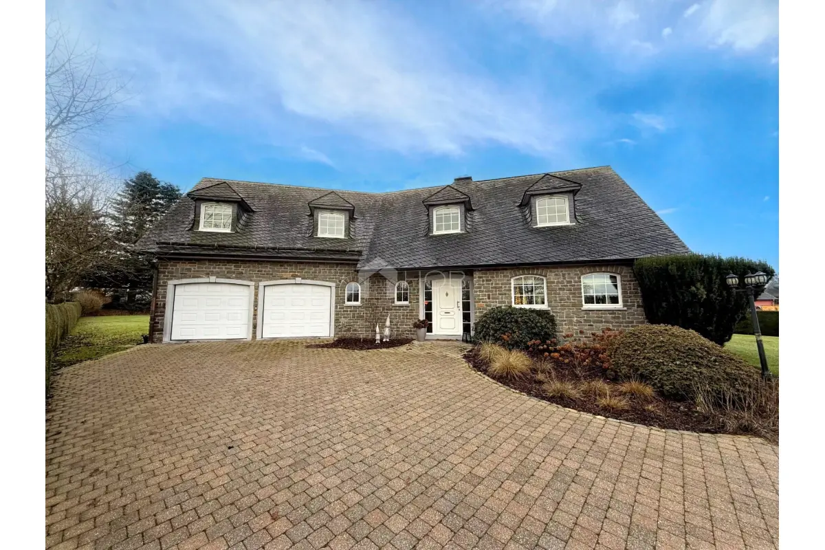 Maison à vendre à Saint-Vith 4780 530000.00€ 4 chambres 204.00m² - annonce 718497