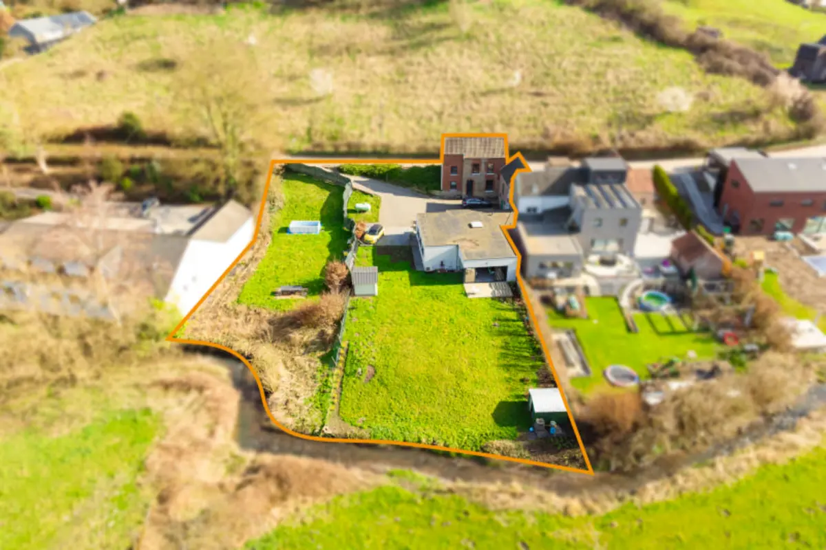 Maison à vendre à Housse 4671 529000.00€ 4 chambres 243.00m² - annonce 719004