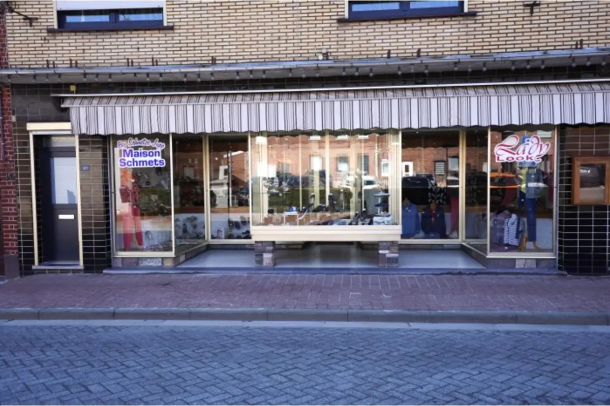 Commerce à louer à La Calamine 4720 1200.00€  chambres m² - annonce 732259