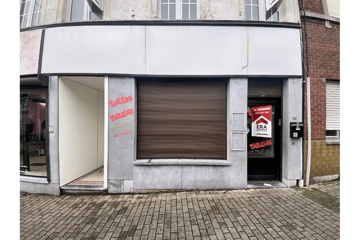 Commerce à  à Seraing 4100 49000.00€ 0 chambres 48.00m² - annonce 720688