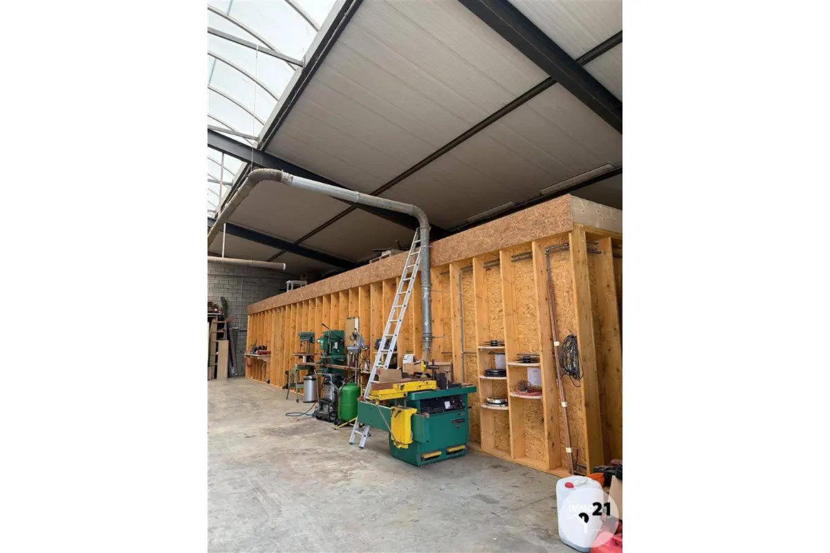 Commerce à louer à Villers-le-Bouillet 4530 150.00€  chambres m² - annonce 722235