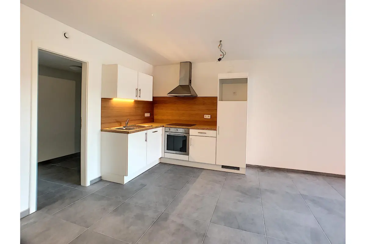 Appartement à louer à Hermalle-sous-Argenteau 4681 1080.00€ 2 chambres 95.00m² - annonce 722656