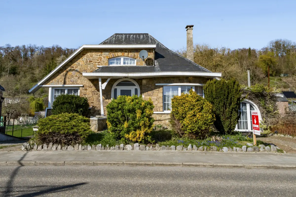 Villa à vendre à Amay 4540 315000.00€ 4 chambres 215.00m² - annonce 723191