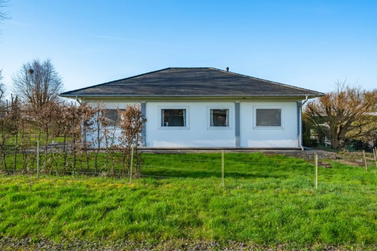 Bungalow à vendre à Xhendelesse 4652 295000.00€ 3 chambres 95.00m² - annonce 723246