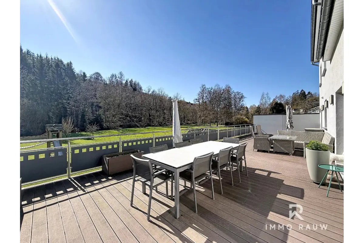 Maison à vendre à Burg-Reuland 4790 684000.00€ 5 chambres 264.16m² - annonce 725365