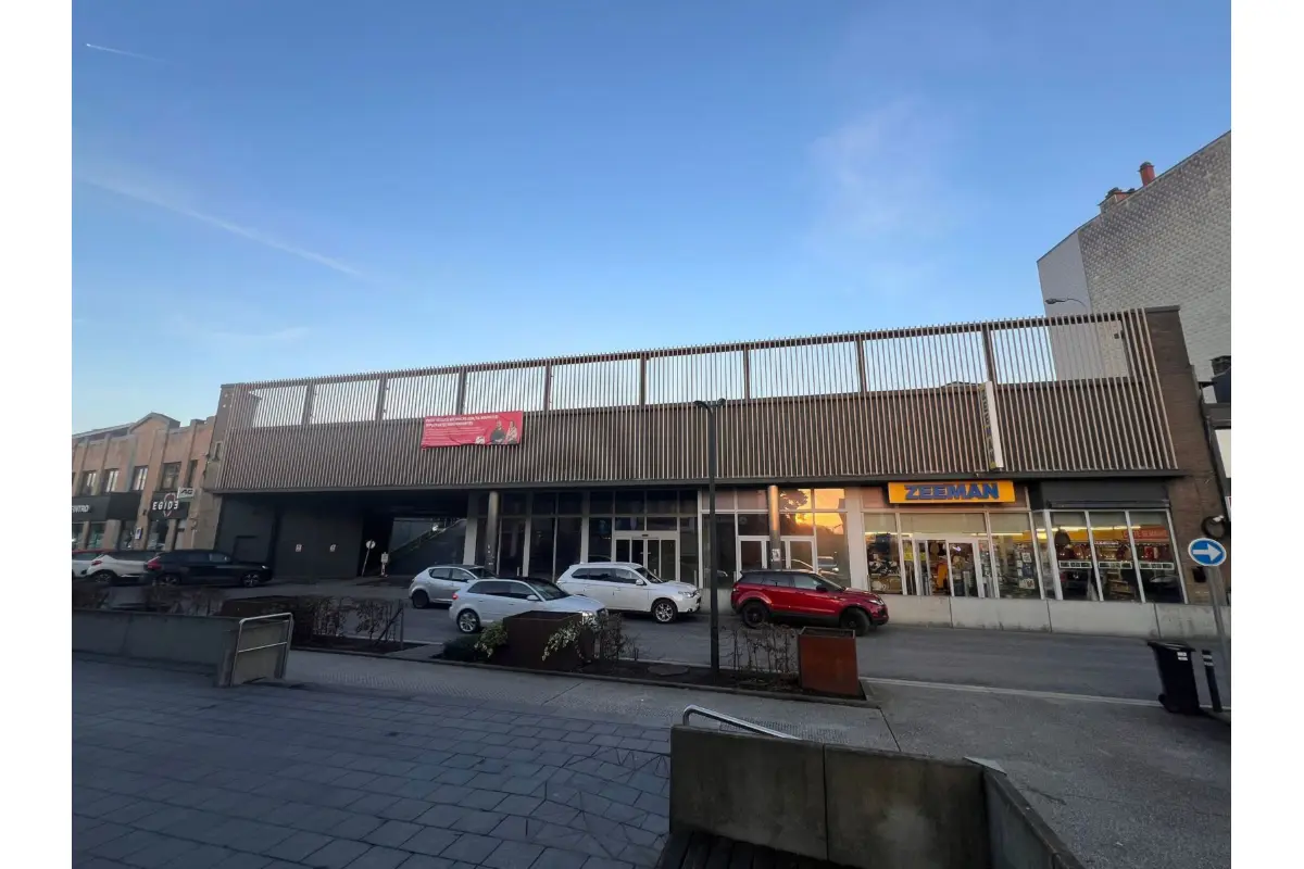 Commerce à louer à Herstal 4040 3500.00€  chambres 571.00m² - annonce 728351