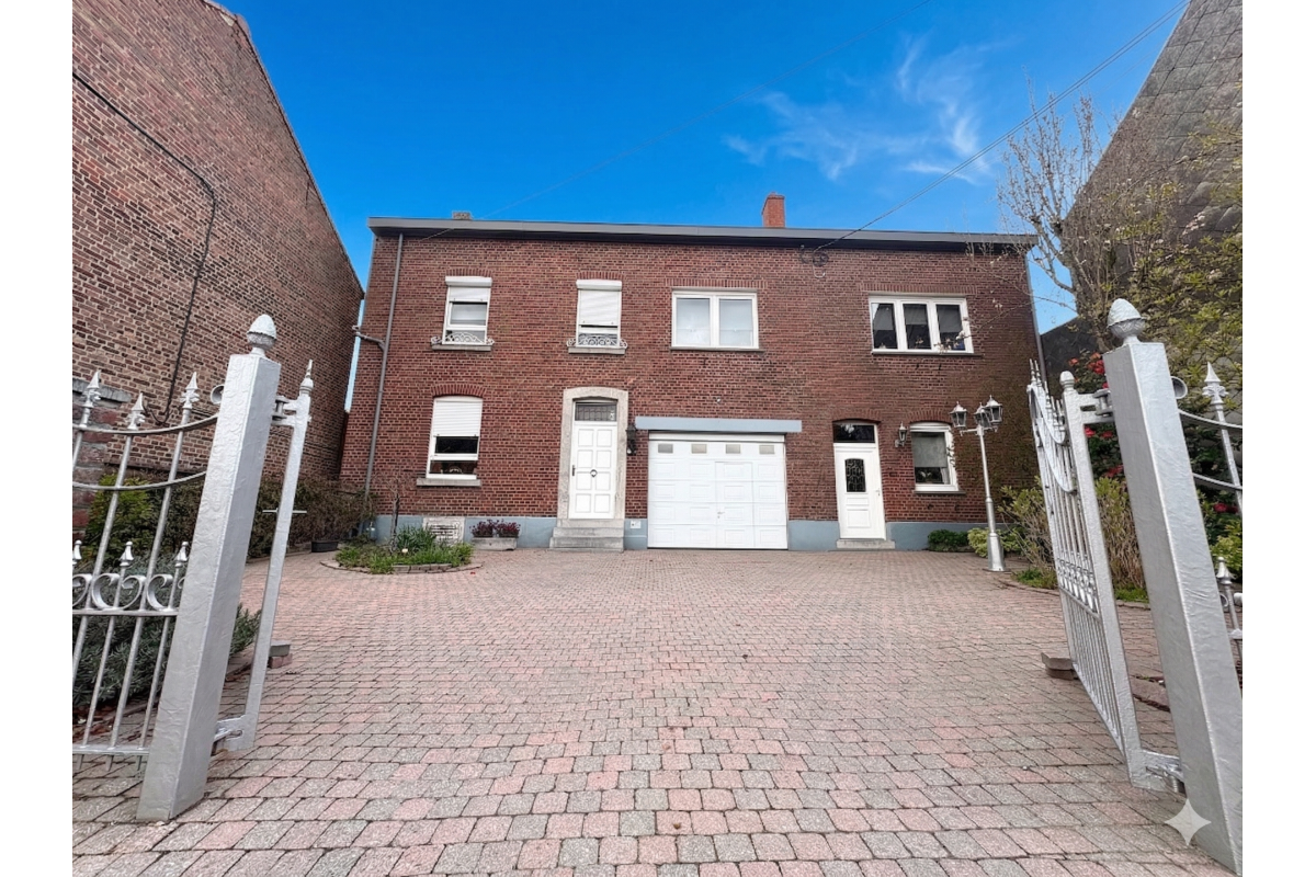Maison à vendre à Waremme 4300 460000.00€ 5 chambres 220.00m² - annonce 729866
