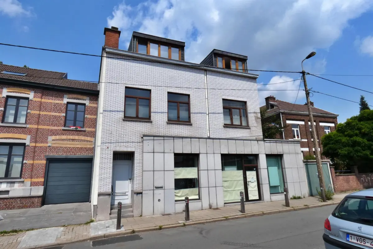 Maison à louer à Grâce-Hollogne 4460 975.00€ 3 chambres 223.00m² - annonce 731552