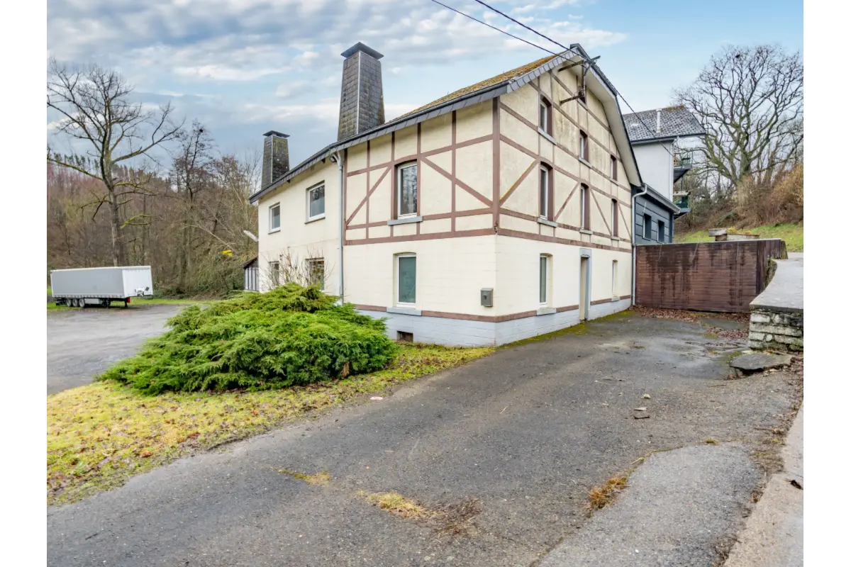 Maison à vendre à Lierneux 4990 315000.00€ 5 chambres 367.00m² - annonce 731492