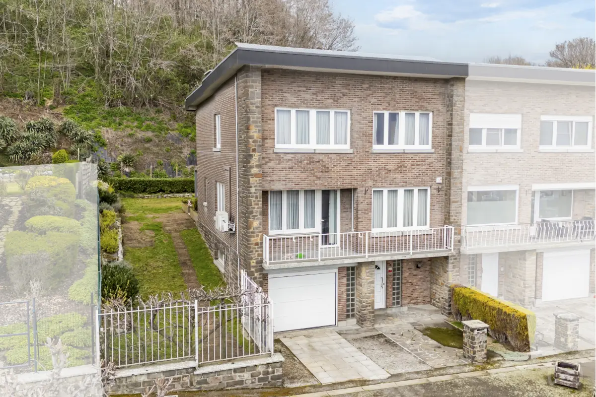 Villa à vendre à Engis 4480 320000.00€ 5 chambres 184.00m² - annonce 732605