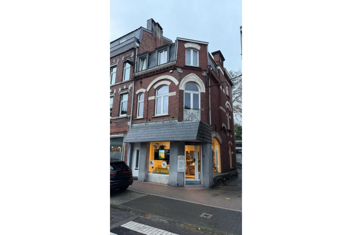 Immeuble mixte à vendre à Spa 4900 320000.00€ 3 chambres m² - annonce 733109