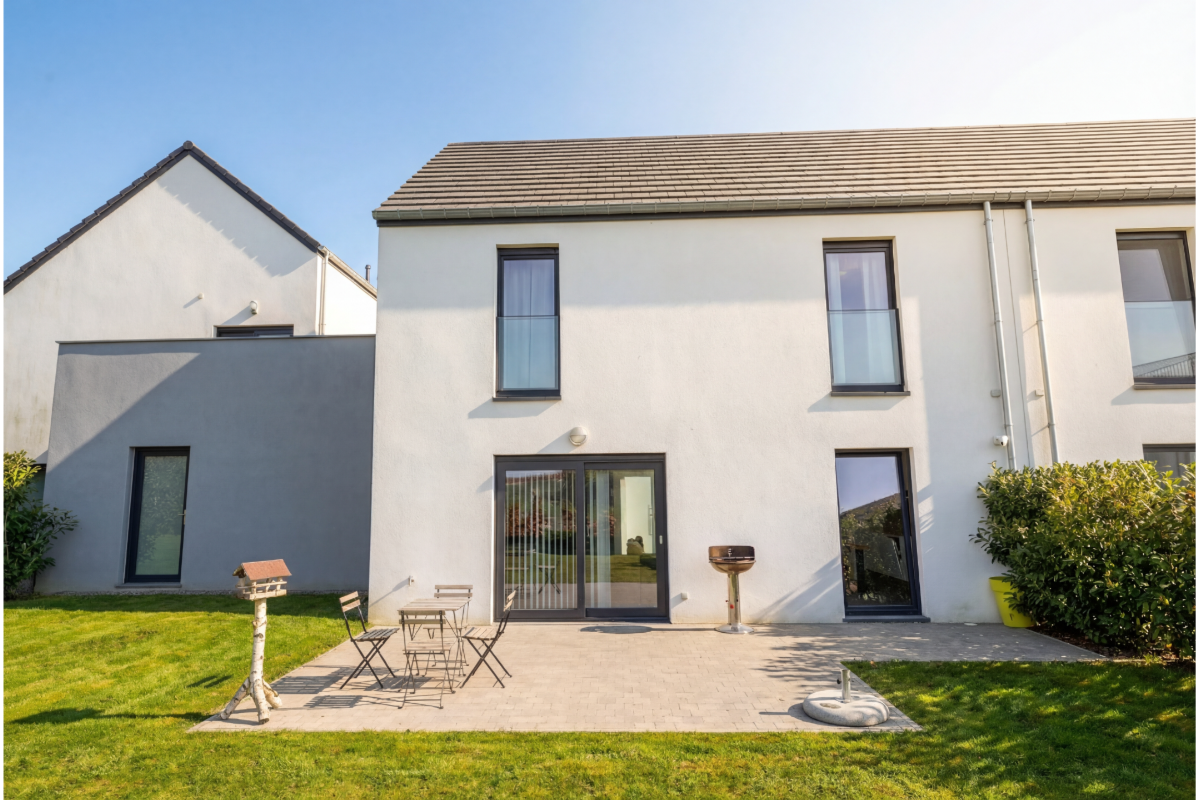 Maison à louer à Strée-lez-Huy 4577 0.00€ 3 chambres 117.00m² - annonce 734128