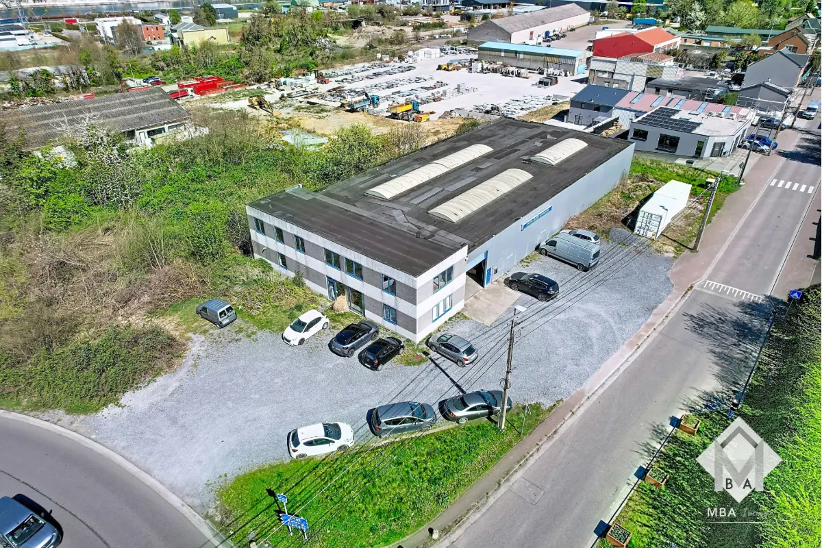 Commerce à  à Flémalle 4400 900000.00€  chambres 1200.00m² - annonce 735053