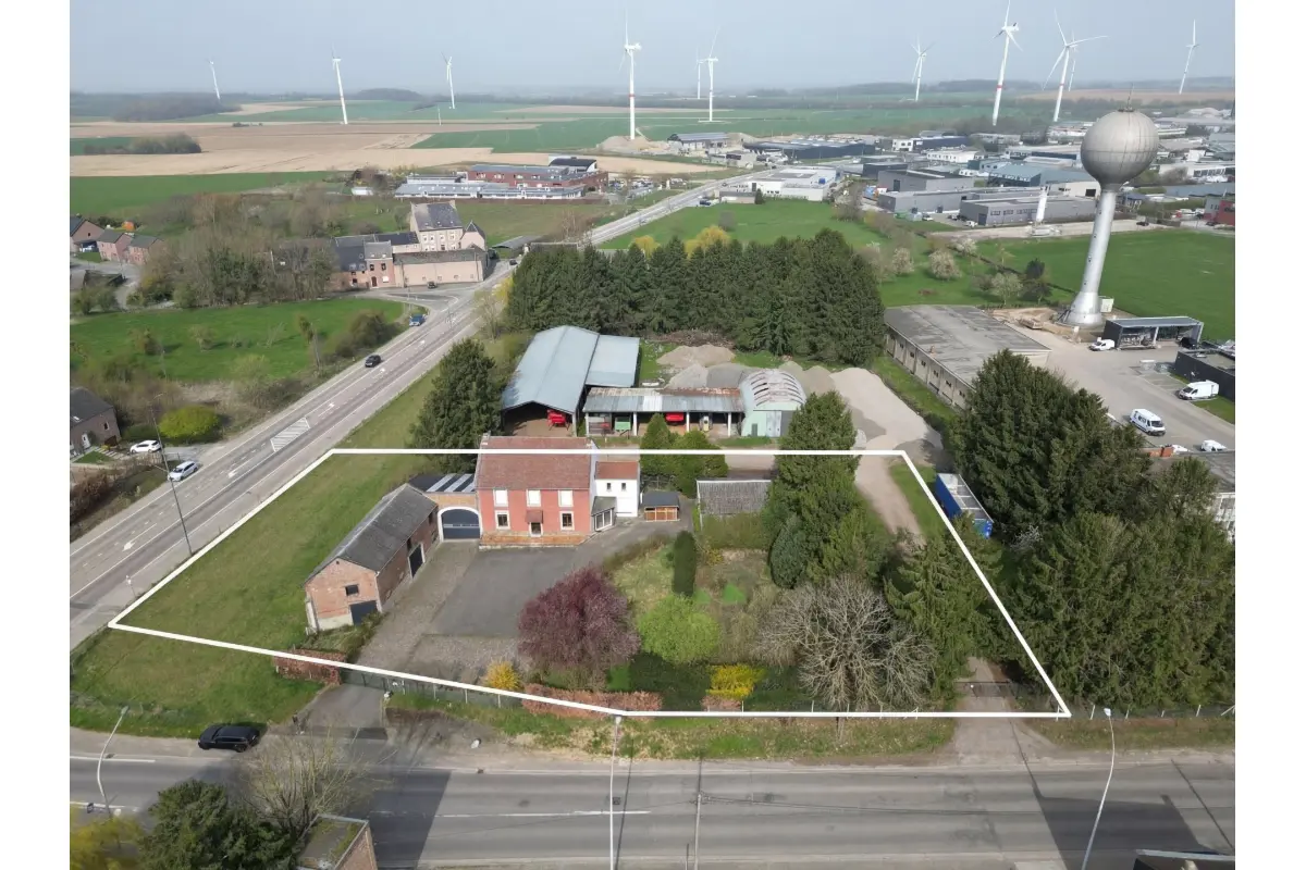 Immeuble mixte à vendre à Villers-le-Bouillet 4530 465000.00€ 5 chambres 285.00m² - annonce 736341