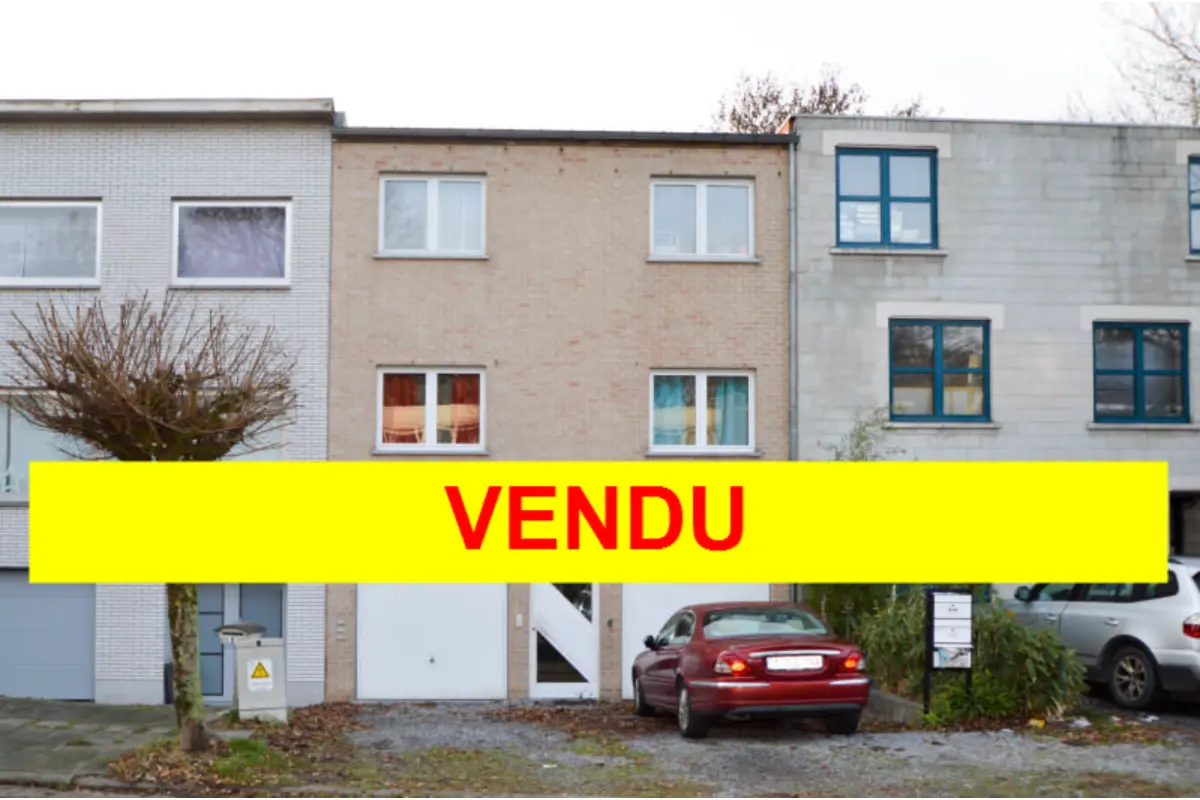 Immeuble de rapport - Immeuble à appartement à vendre à Ougrée 4102 90000.00€ 5 chambres 200.00m² - annonce 736290