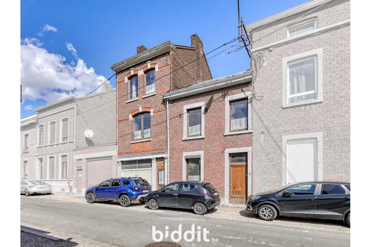 Immeuble de rapport - Immeuble à appartement à vendre à Seraing 4100 40000.00€ 3 chambres m² - annonce 737407