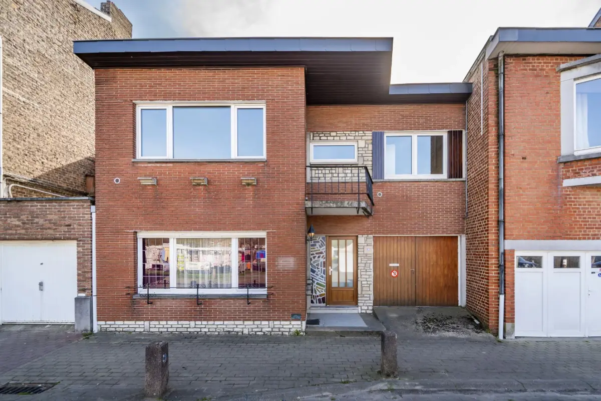 Maison à vendre à Saint-Georges-sur-Meuse 4470 249000.00€  chambres 201.00m² - annonce 738168