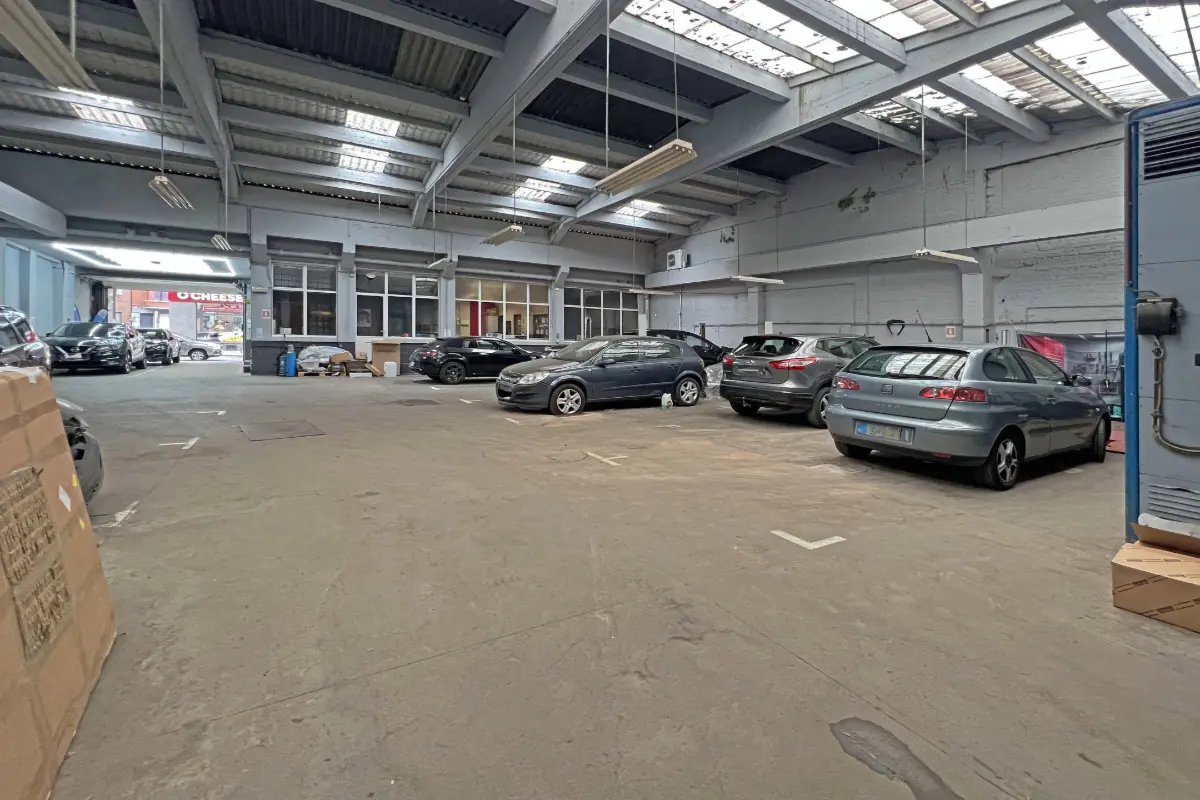 Commerce à vendre à Liège 4000 670000.00€  chambres 1641.00m² - annonce 738342
