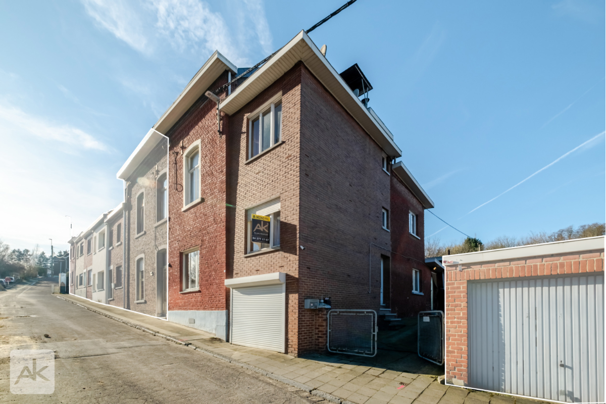 Maison à vendre à Saint-Nicolas 4420 190000.00€ 4 chambres 170.00m² - annonce 738413