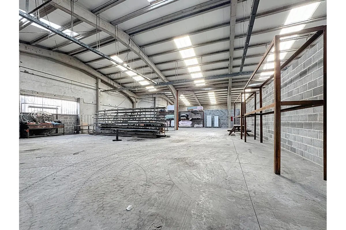 Commerce à louer à Ferrières 4190 1550.00€  chambres 340.00m² - annonce 739410