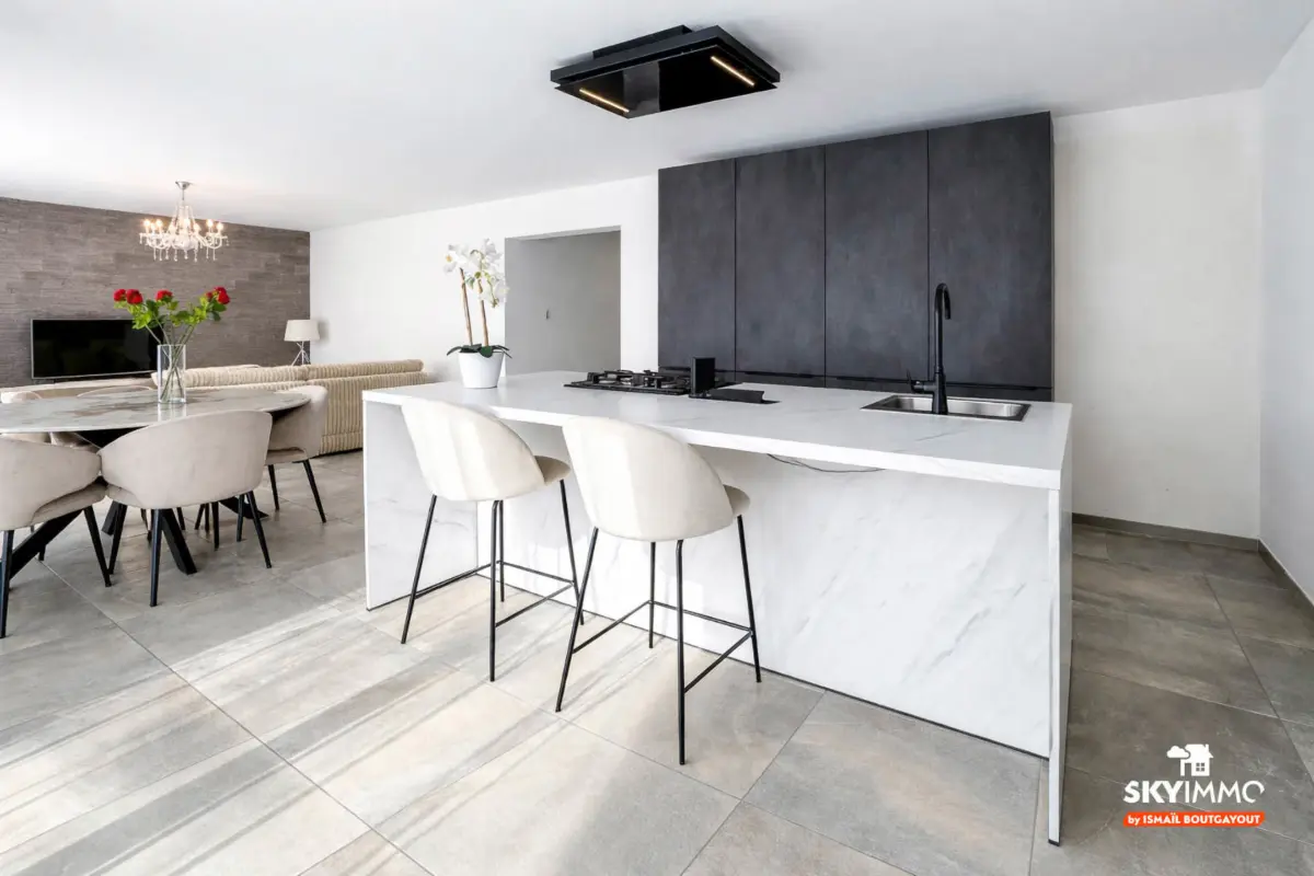 Maison à vendre à Jupille-sur-Meuse 4020 450000.00€ 5 chambres 248.00m² - annonce 741574