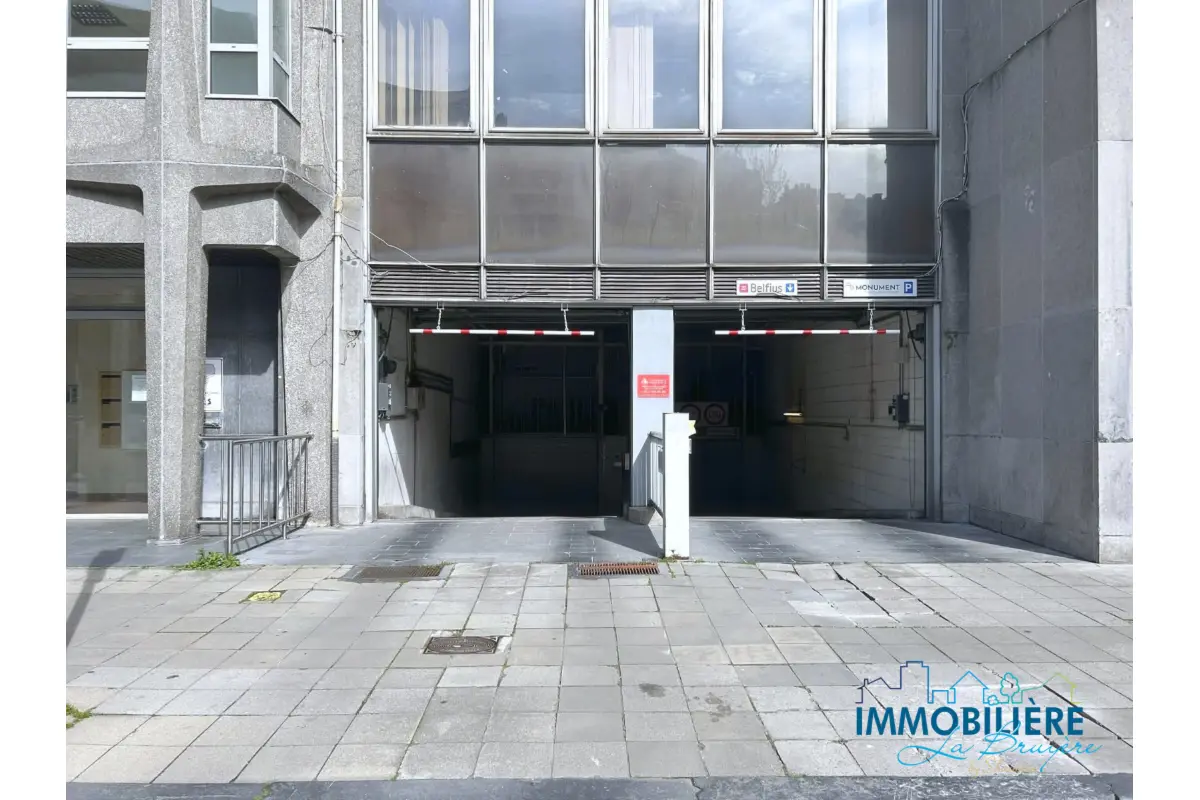 Parking / garage à louer à Liège 4000 120.00€  chambres m² - annonce 742594