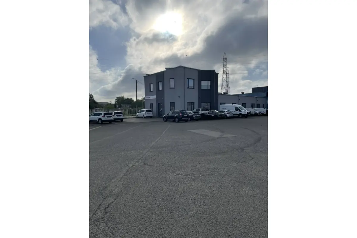 Commerce à louer à Ans 4430 0.00€ 0 chambres m² - annonce 743088