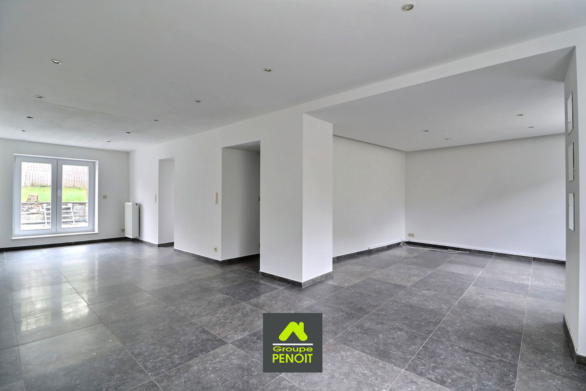 Appartement à louer à Sprimont 4140 1000.00€ 3 chambres 144.00m² - annonce 744040