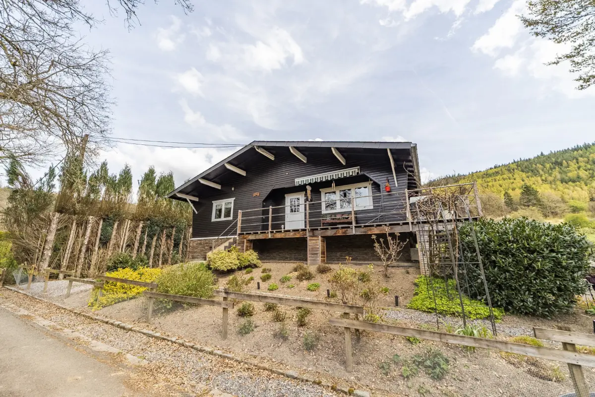 Bungalow à vendre à Lierneux 4990 335000.00€ 3 chambres 90.00m² - annonce 743675