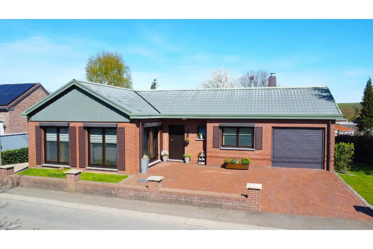 Bungalow à  à Bassenge 4690 269000.00€ 2 chambres 109.00m² - annonce 745124