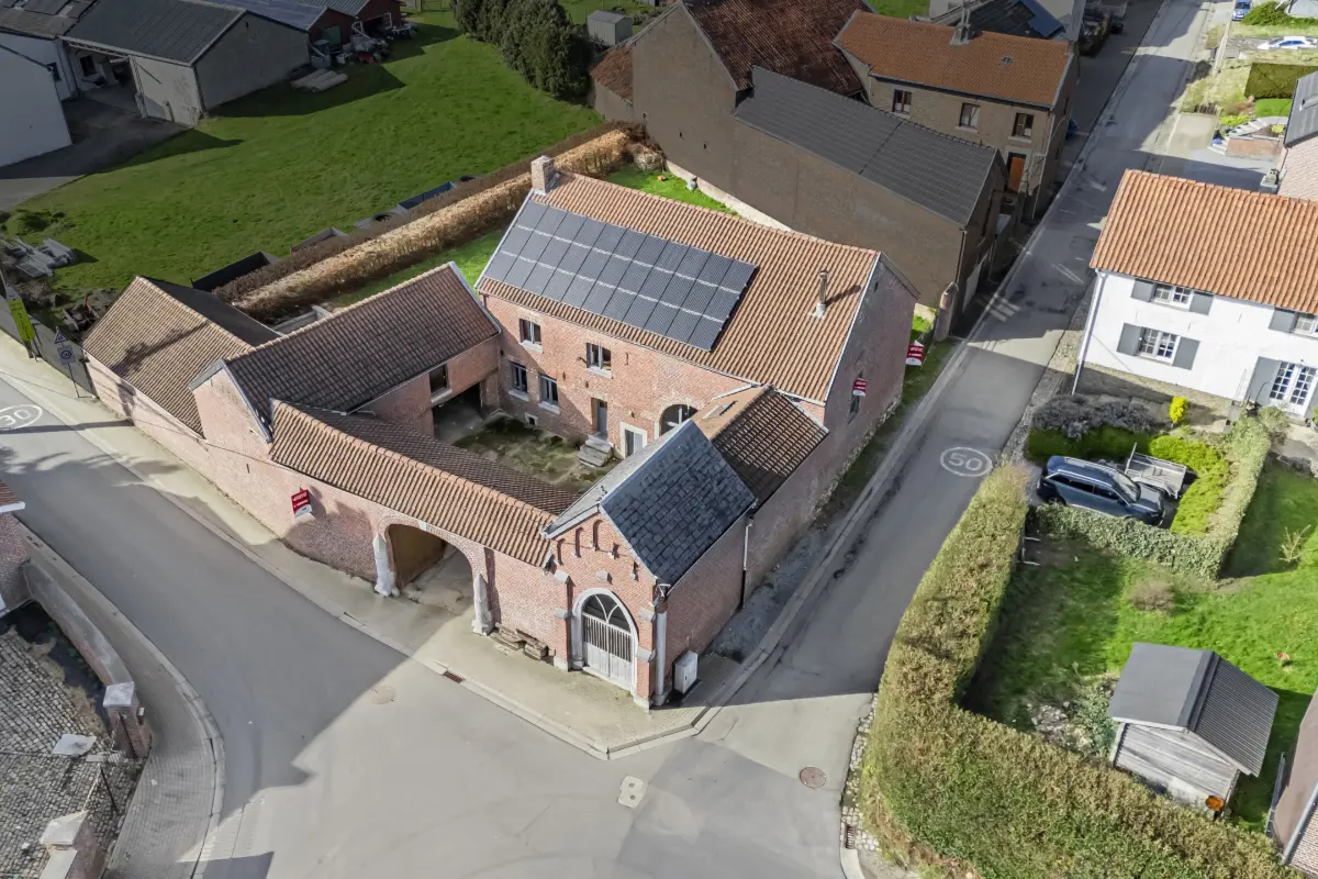 Maison à  à Fexhe-Slins 4458 490000.00€ 4 chambres 344.00m² - annonce 745749