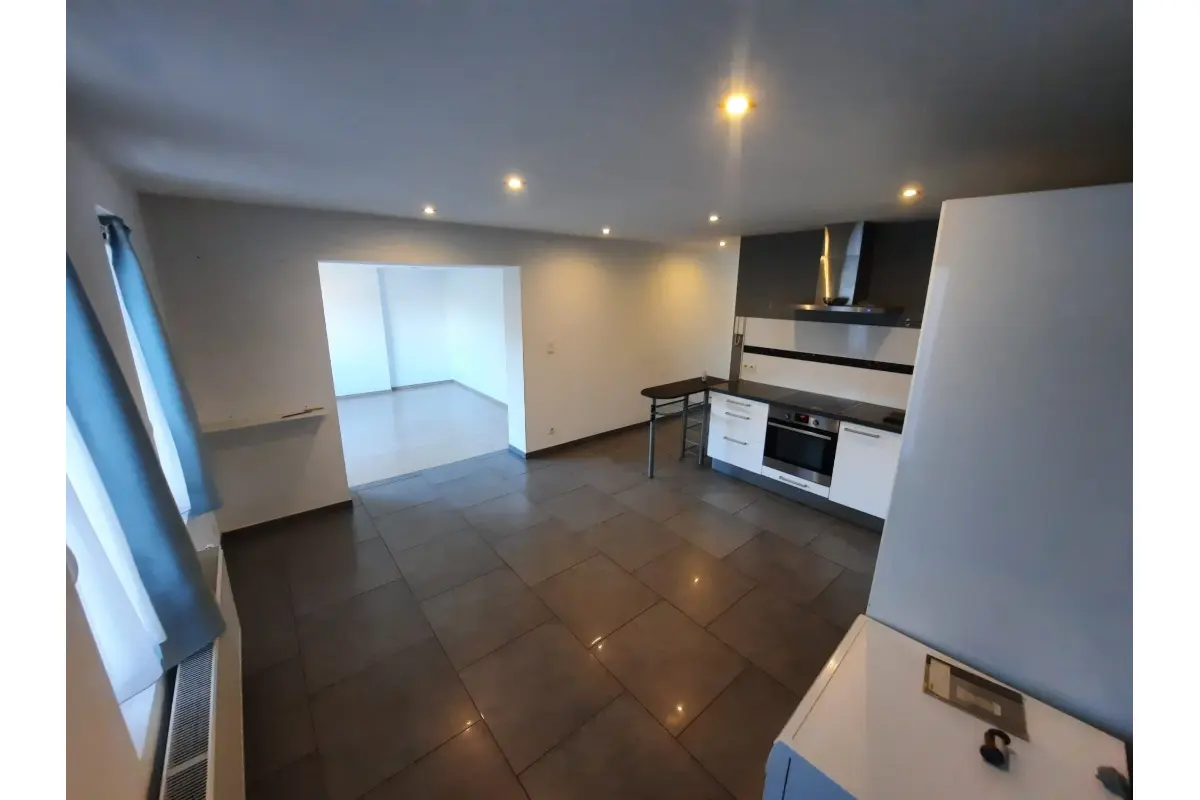 Appartement à louer à Awans 4340 700.00€ 1 chambres 85.00m² - annonce 746508