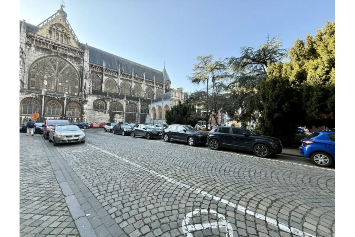 Parking / garage à vendre à Glain 4000 25000.00€  chambres m² - annonce 752306