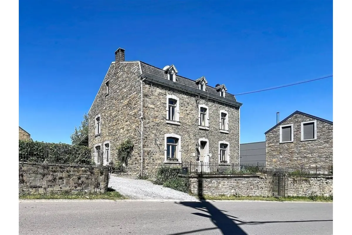 Maison à vendre à Comblain-au-Pont 4170 340000.00€ 6 chambres 200.00m² - annonce 754001