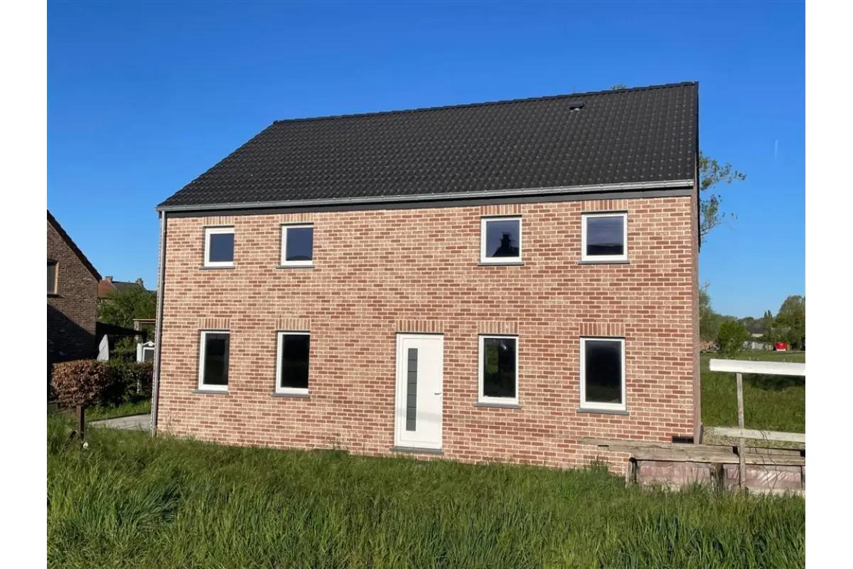 Maison à vendre à Thisnes 4280 385000.00€ 4 chambres 174.00m² - annonce 752946