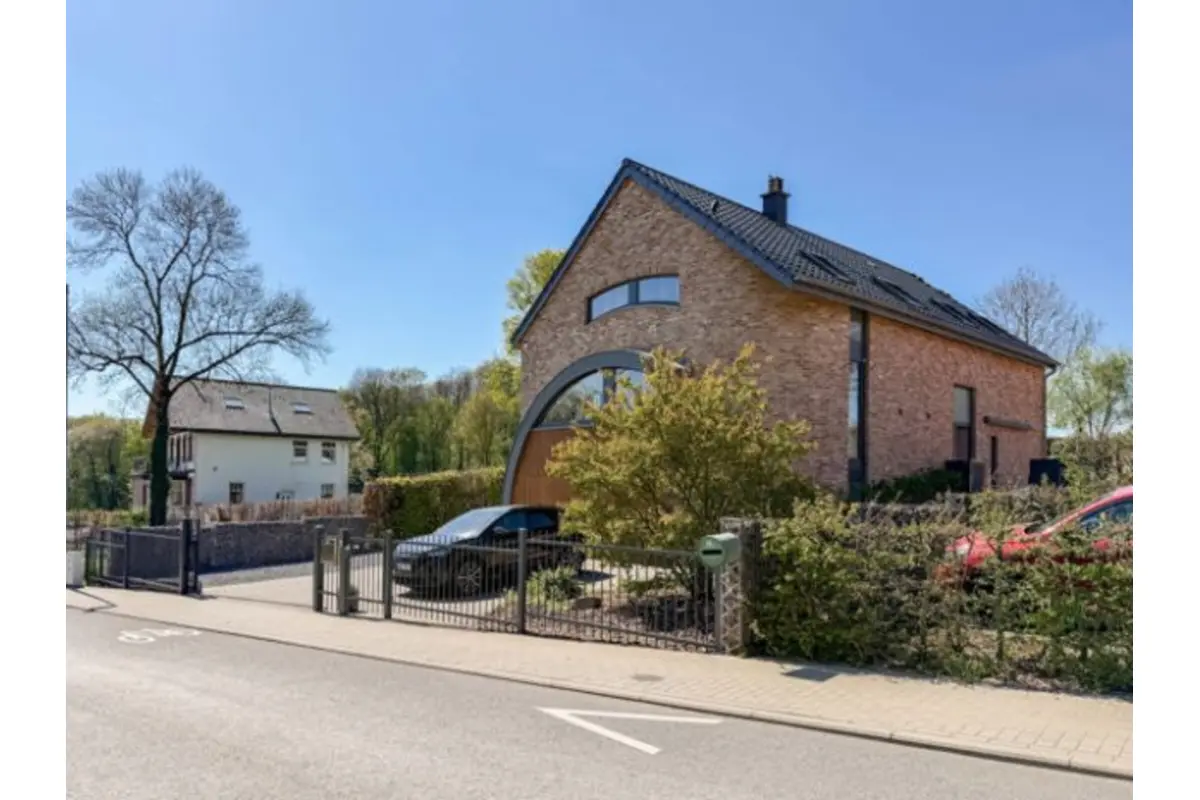 Maison à vendre à Hergenrath 4728 1095000.00€ 4 chambres 230.00m² - annonce 754762