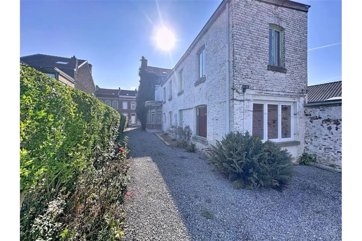Maison à vendre à Vaux-sous-Chèvremont 4051 199000.00€ 5 chambres 264.00m² - annonce 758631