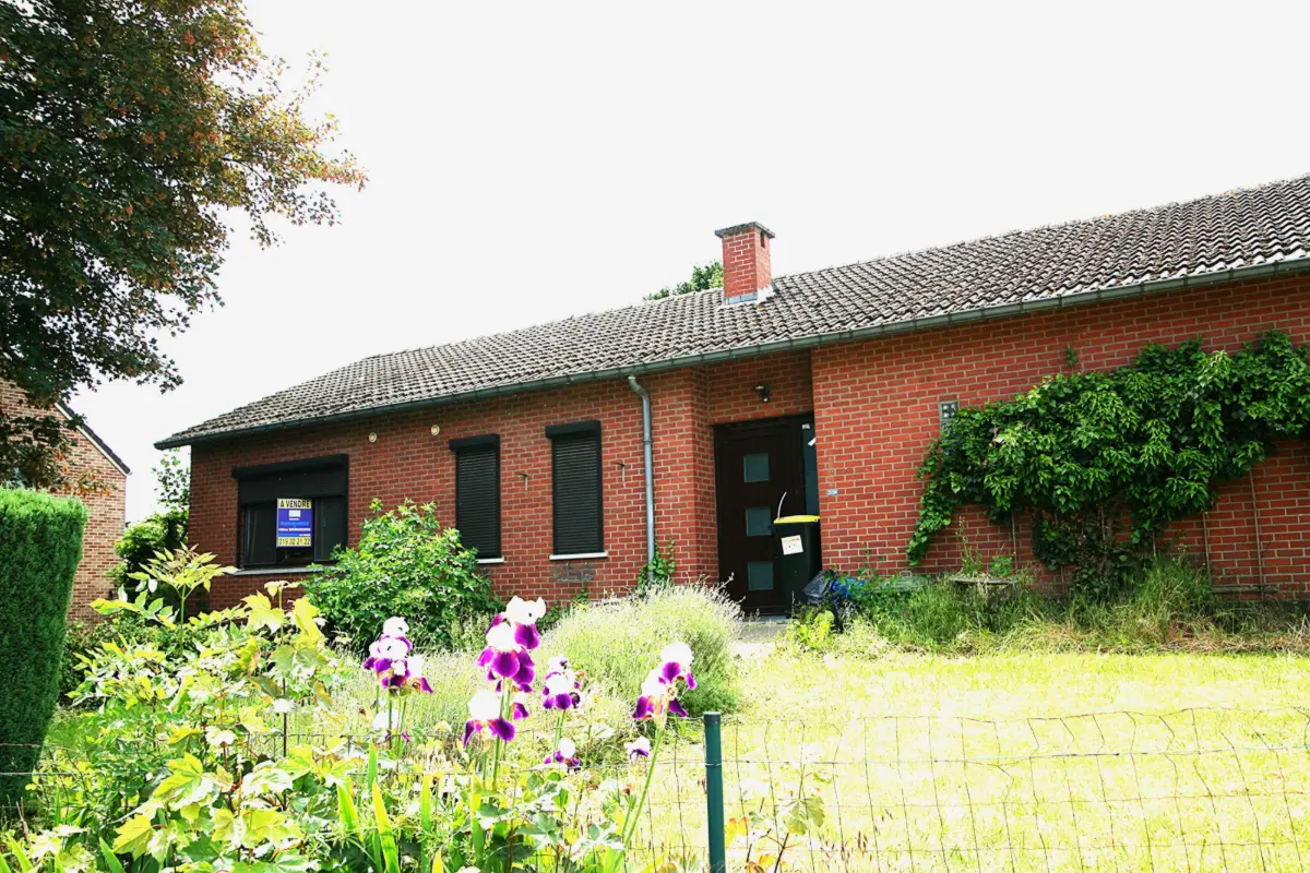 Bungalow à vendre à Oleye 4300 292000.00€ 3 chambres m² - annonce 758470