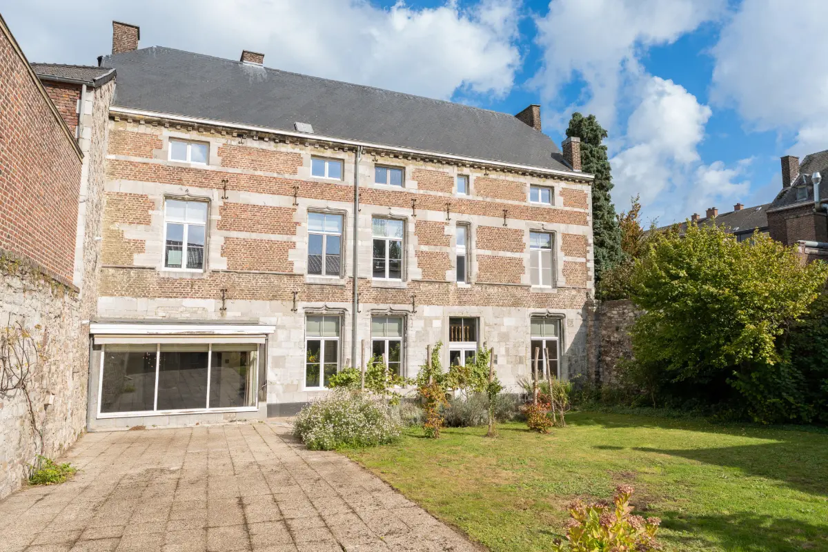 Maison à louer à Huy 4500 1700.00€ 4 chambres 618.00m² - annonce 758049