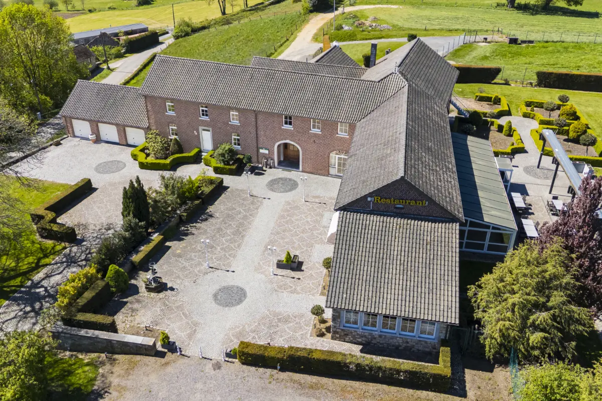 Maison à vendre à Gemmenich 4851 1150000.00€ 1 chambres 1241.00m² - annonce 758173