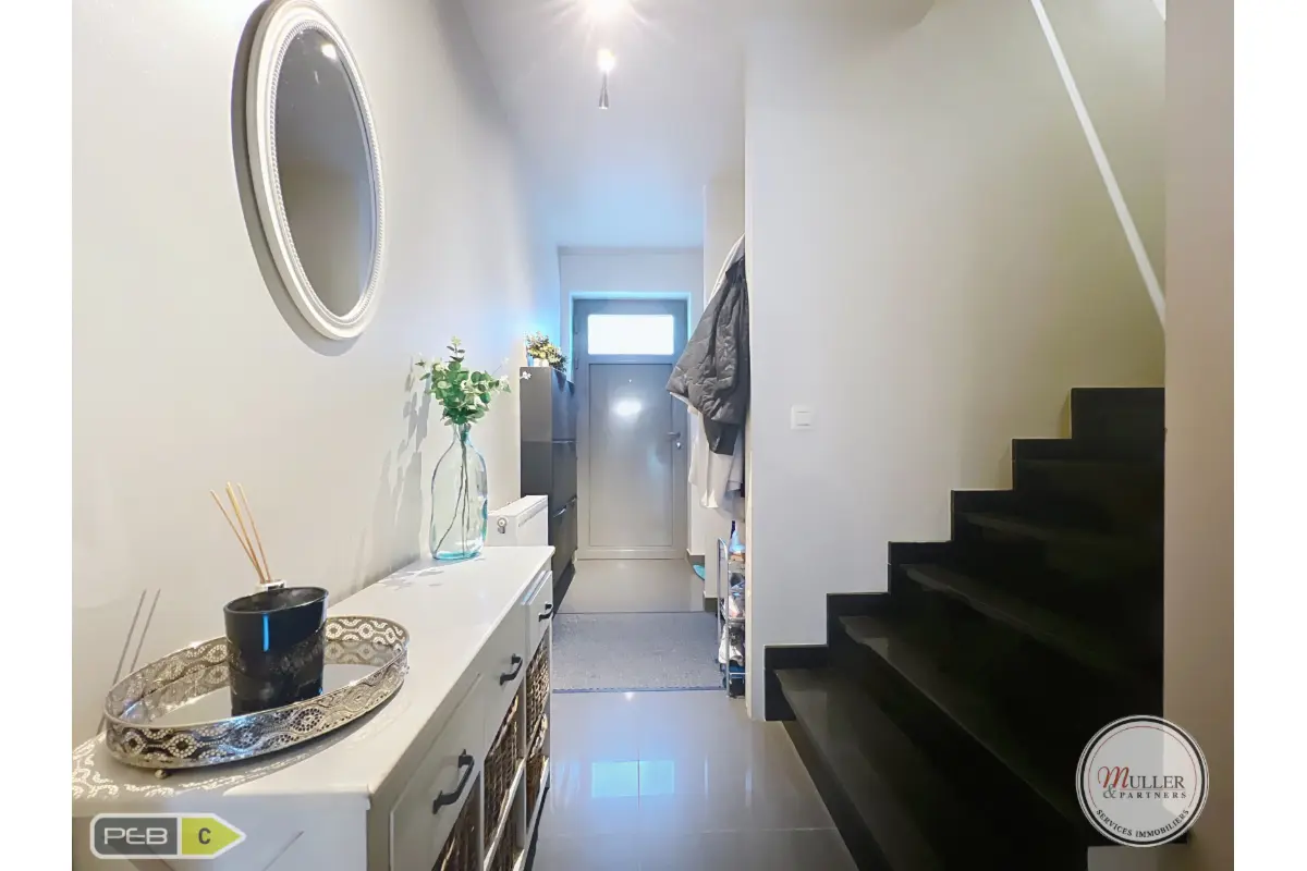 Maison à vendre à Heure-le-Romain 4682 330000.00€ 4 chambres 162.00m² - annonce 759097